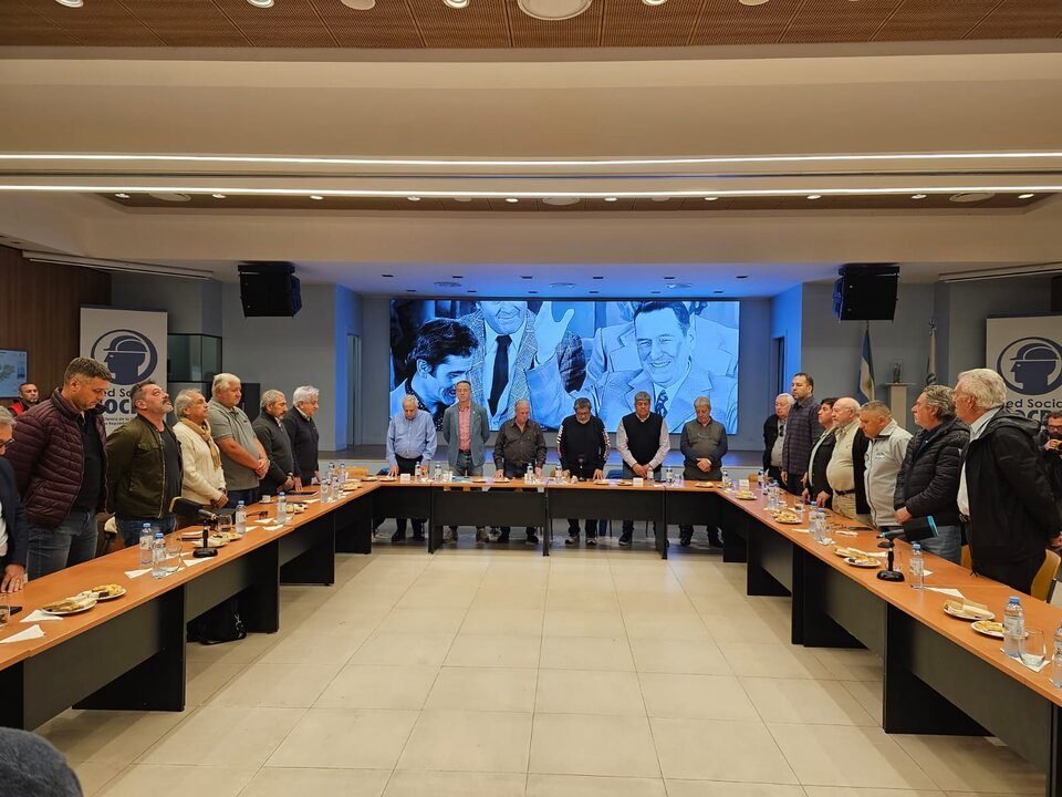 La CGT se moviliza al Congreso en respaldo a Massa