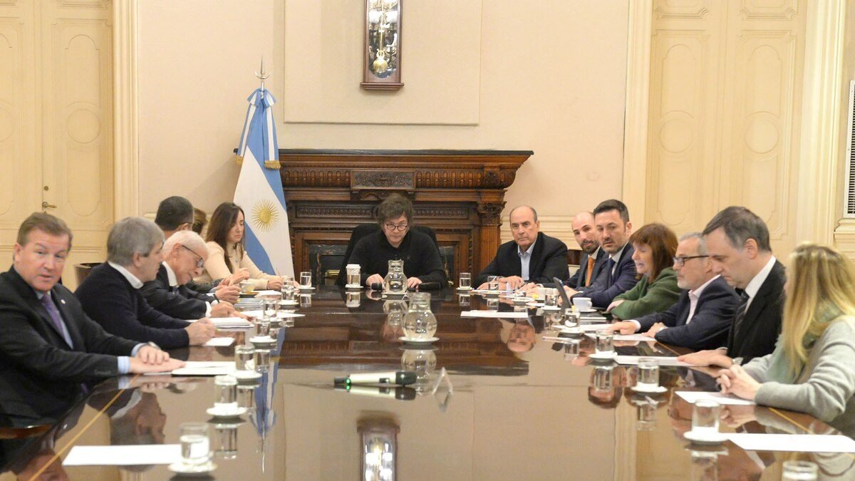 El Gobierno empezó a trabajar en el paquete electoral que buscará implementar en el 2025