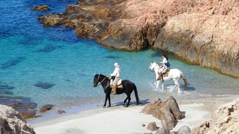 Verano 2023: cuatro playas divinas para descubrir en el sur argentino