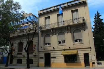 El Gobierno anunció el cierre de Instituto Nacional Juan Domingo Perón