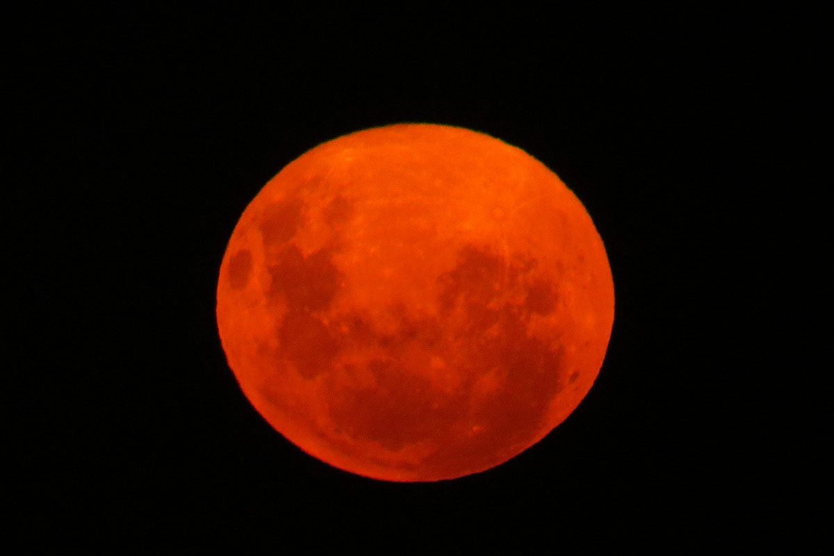 Luna rosa, el gran atractivo de Semana Santa en Mar del Plata