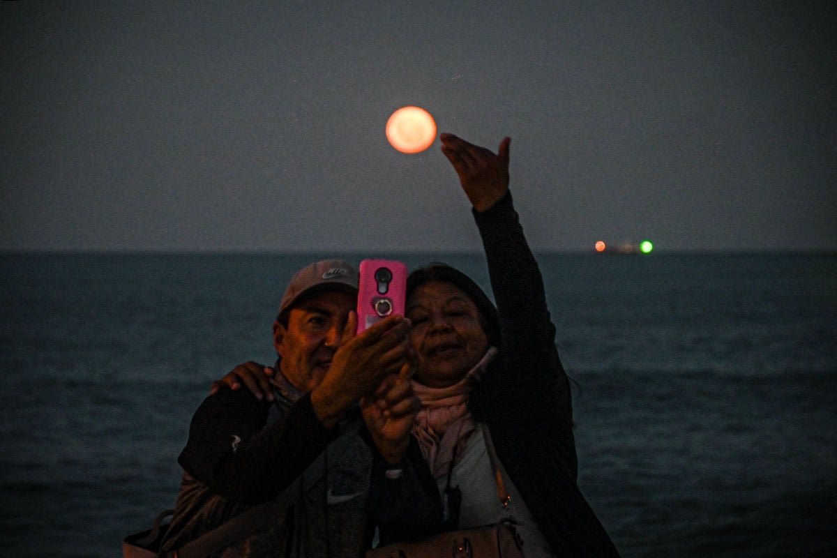 Luna rosa, el gran atractivo de Semana Santa en Mar del Plata