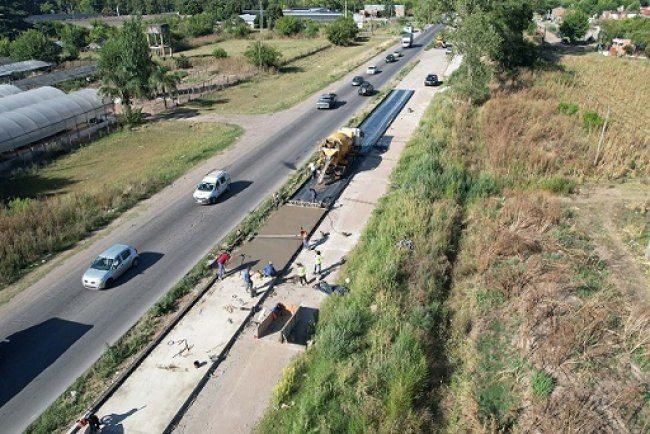 Obras que garantizan la seguridad vial: avanzan los trabajos en la Ruta Provincial 24