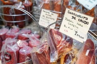 El paraíso de los quesos con más de 30 variedades, como el Camembert Fourré con mascarpone, miel y nueces: “Ideal con una copita de vino”