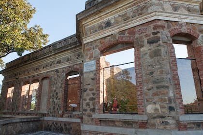 San Carlos. El castillo francés de Concordia y las dos jóvenes que inspiraron El Principito, de Saint-Exupéry