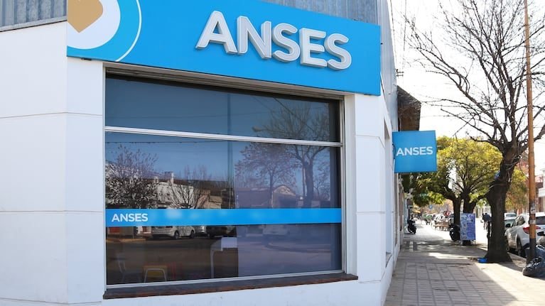 La oposición presiona al Gobierno y pide que el INDEC actualice la medición de la inflación