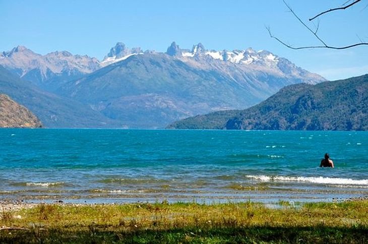 Tres pueblos argentinos compiten para ser distinguidos como el mejor del mundo