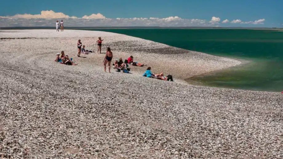Tres playas para descubrir en el Puerto San Antonio Este, a 65 km de Las Grutas