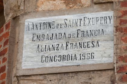 San Carlos. El castillo francés de Concordia y las dos jóvenes que inspiraron El Principito, de Saint-Exupéry