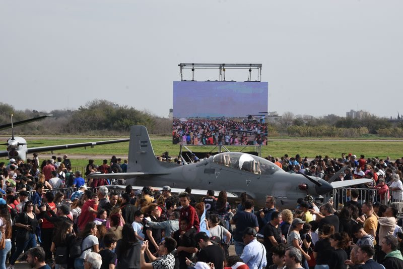 Segundo día de las jornadas de puertas abiertas Argentina Vuela 2023
